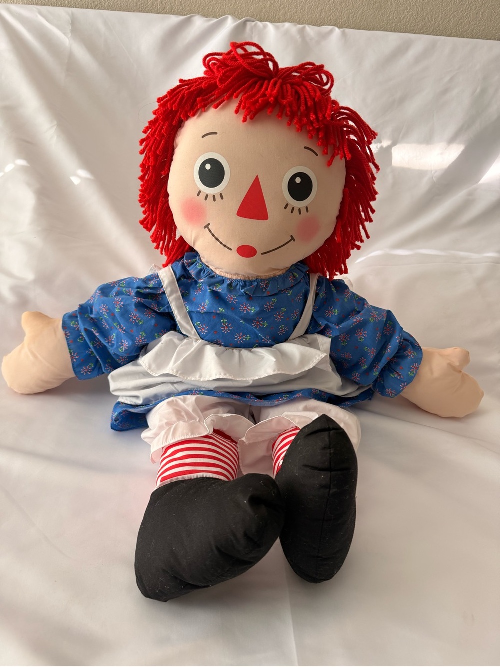 Hasbro 2002 Lots to Love sitting Raggedy Ann Doll 30 inches tall